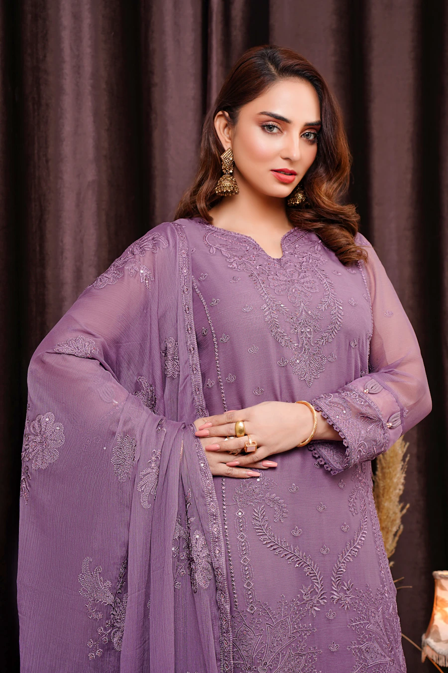 Abayas & modest wear